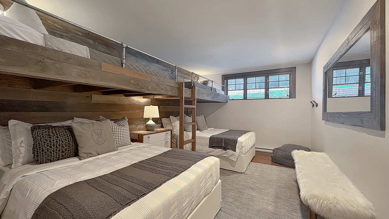 Photo of Bedroom in Saint-Faustin-Lac-Carre