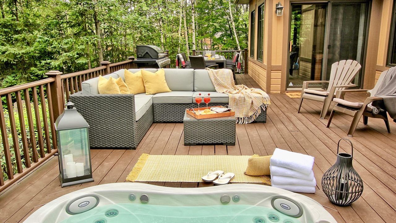 Photo of Patio Balcony in Saint-Faustin-Lac-Carre