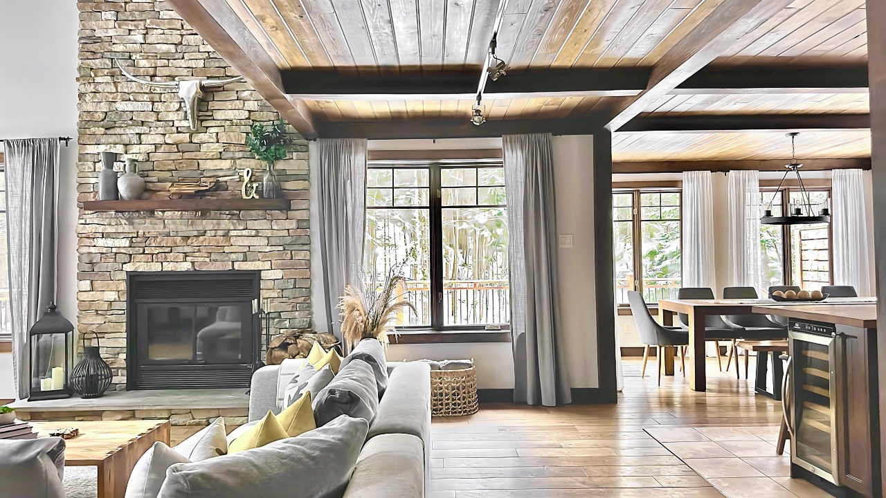 Photo of Livingroom in Saint-Faustin-Lac-Carre