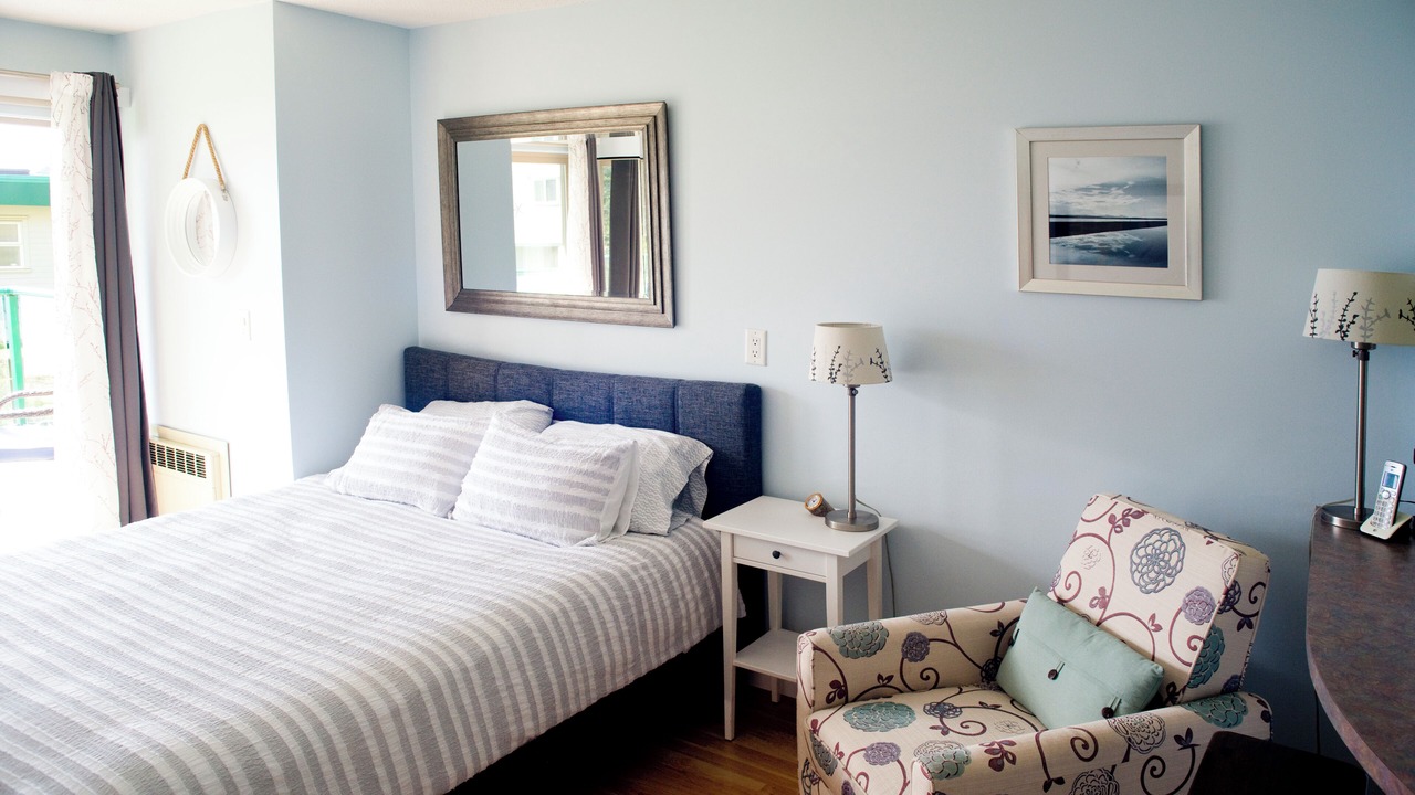 Photo of Bedroom in North Oyster