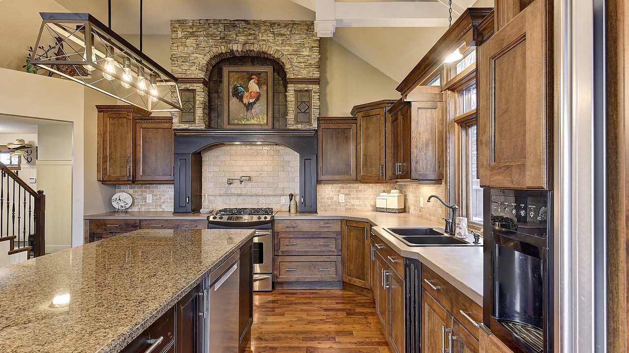 Photo of Kitchen in West Kelowna Estates