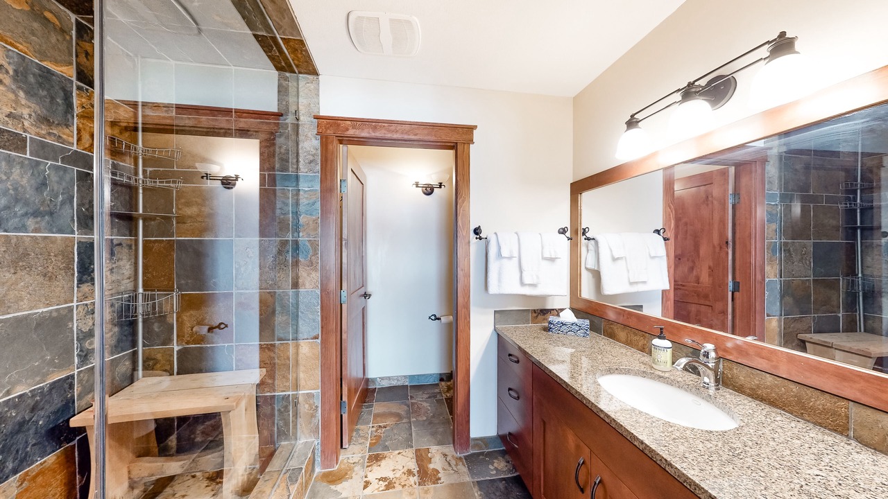 Photo of Bathroom in Snow Pine Estates