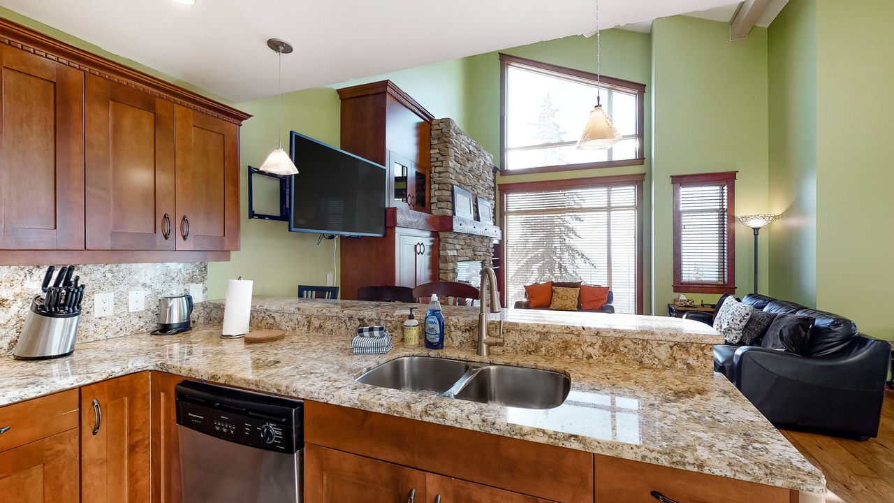 Photo of Kitchen in Snow Pine Estates