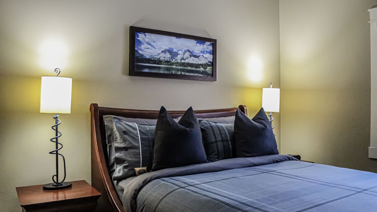 Photo of Bedroom in Canmore