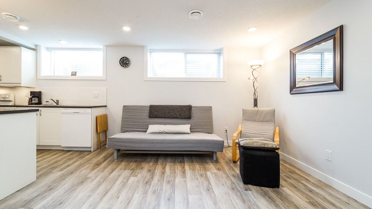 Photo of Livingroom in Northeast Edmonton