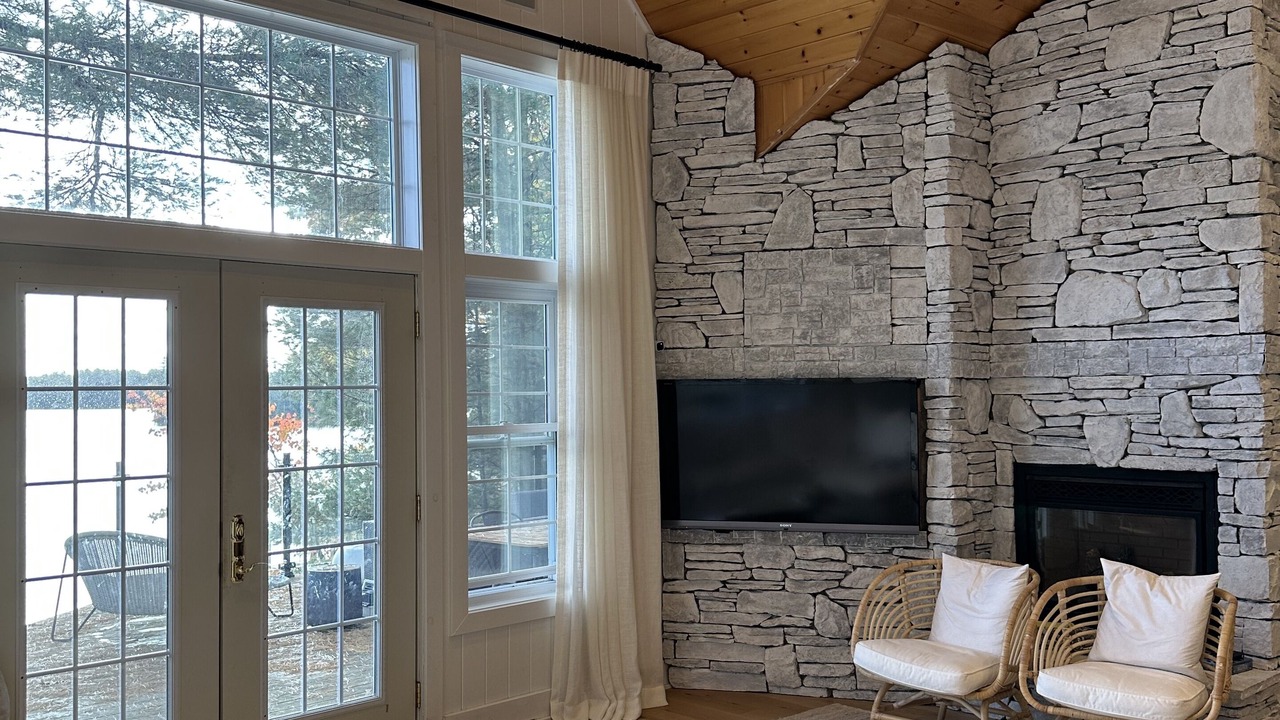 Photo of Bedroom in Muskoka Lakes