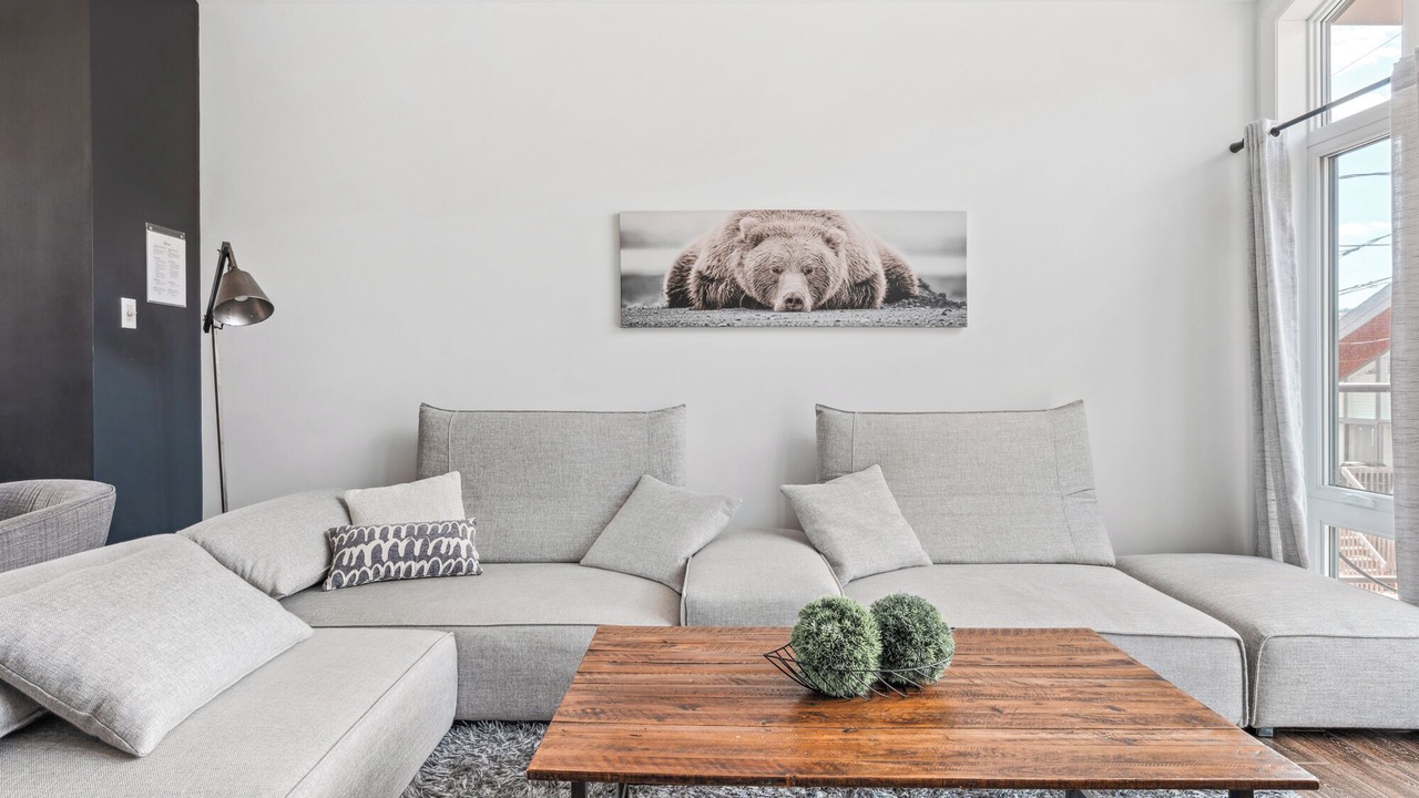 Photo of Livingroom in Stoneham