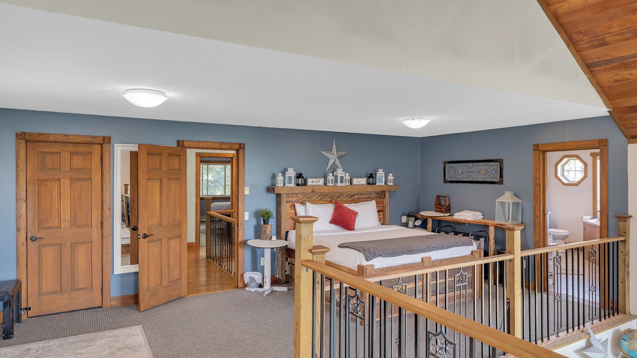 Photo of Bedroom in Shannon Lake