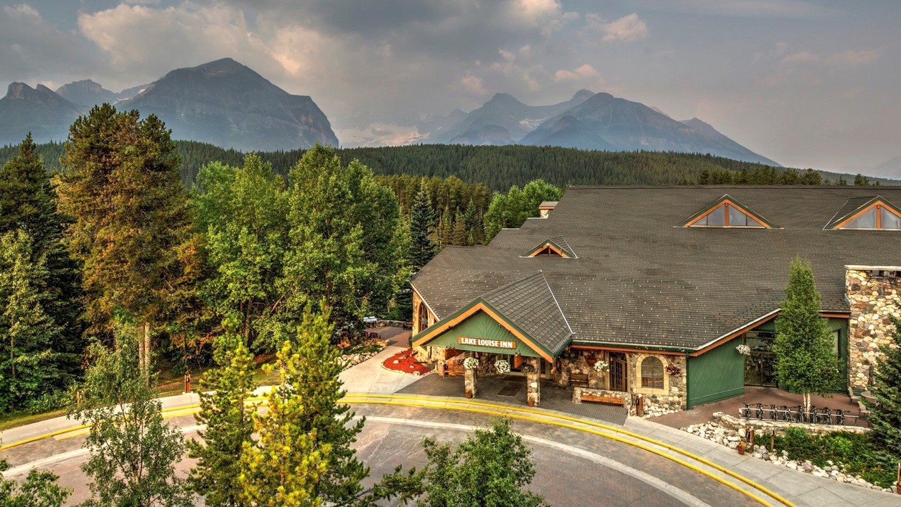Photo of Others in Lake Louise