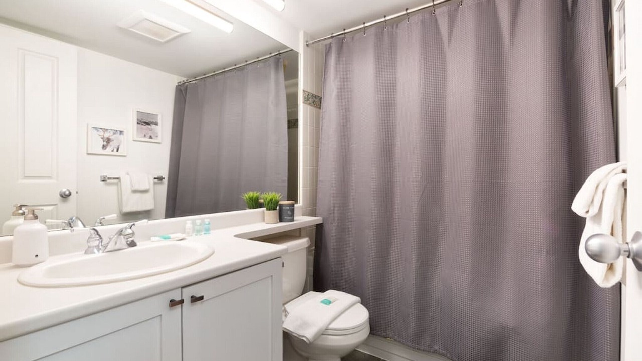Photo of Bathroom in Whistler Cay Heights