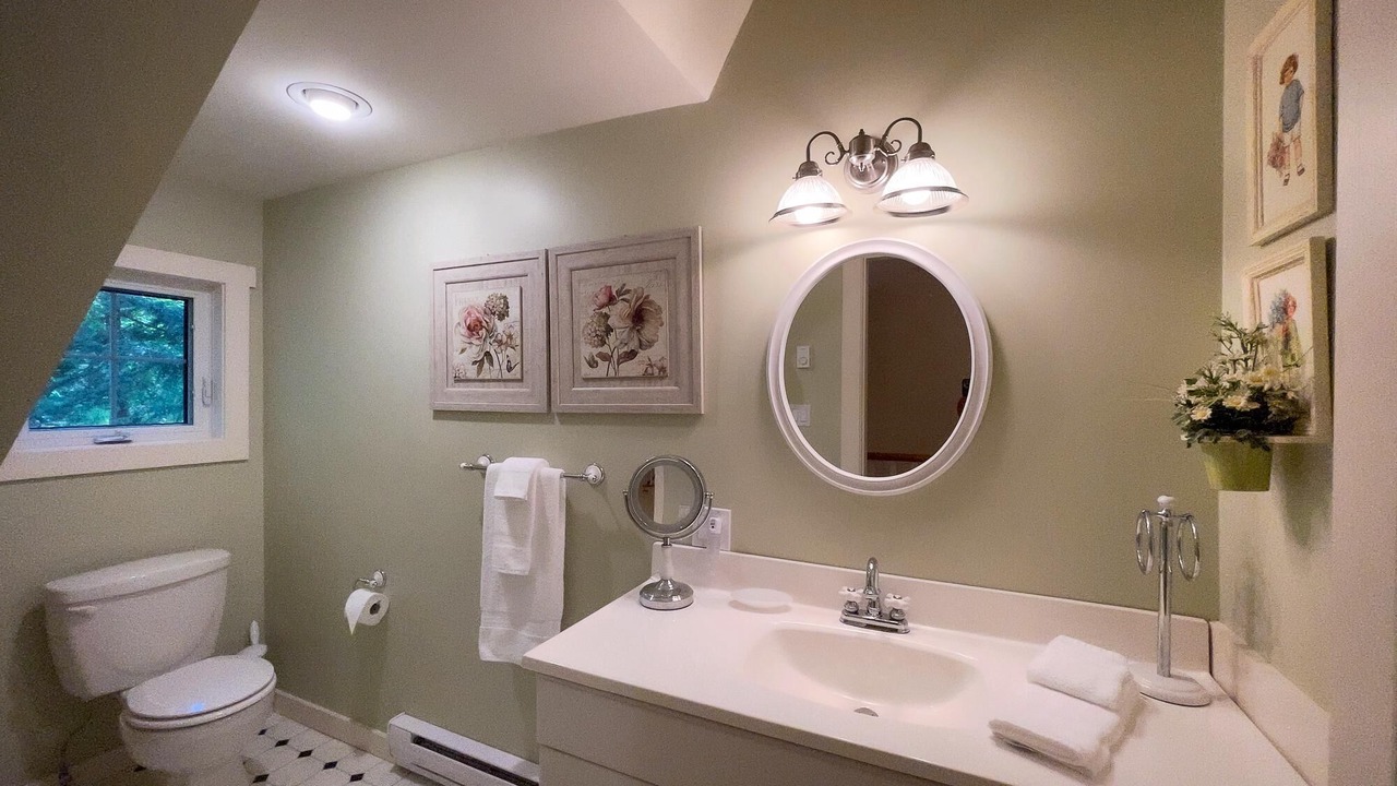 Photo of Bathroom in Muskoka Lakes