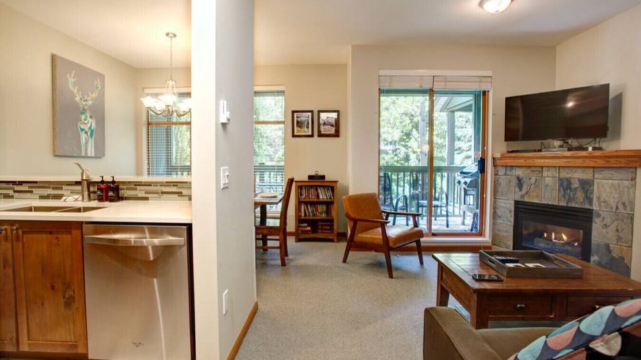 Photo of Bedroom in Whistler Cay Heights