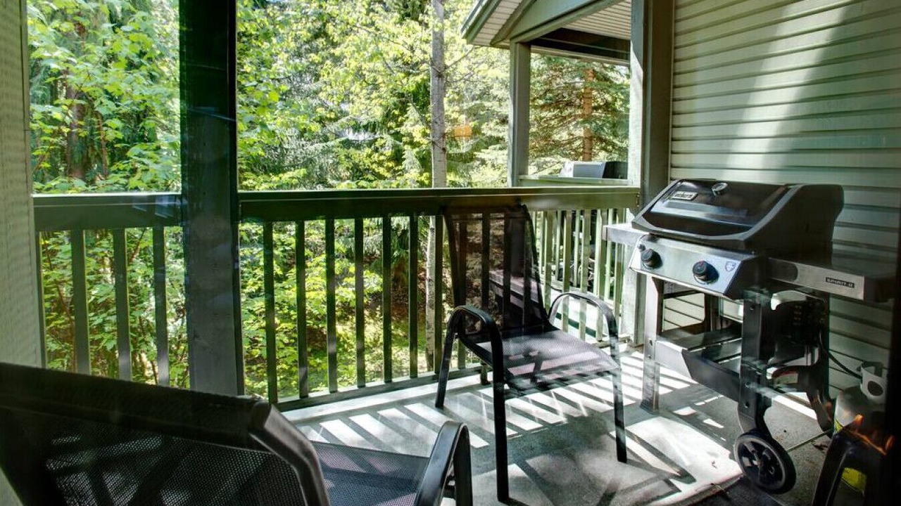 Photo of Patio Balcony in Whistler Cay Heights