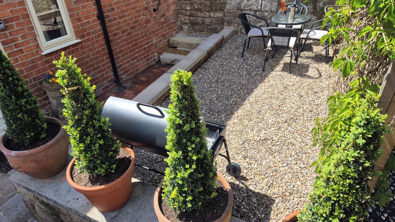 Photo of Outdoor in Duffield