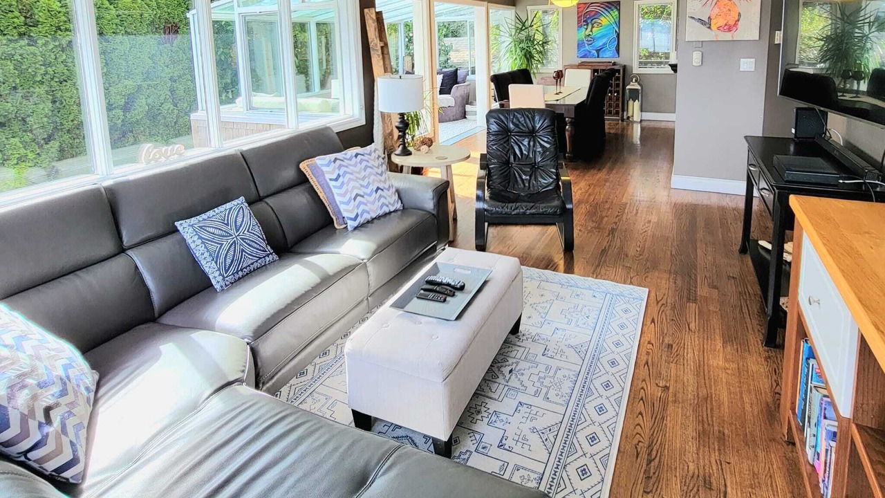 Photo of Livingroom in Sooke