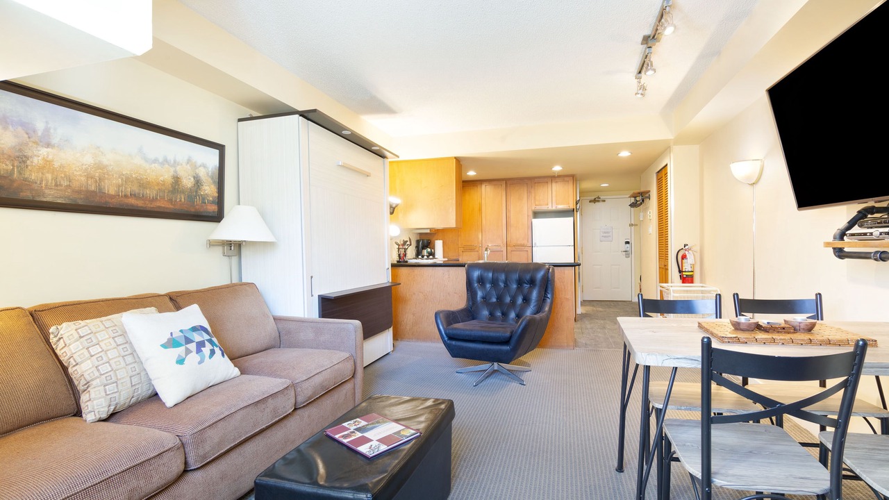 Photo of Livingroom in Whistler Village