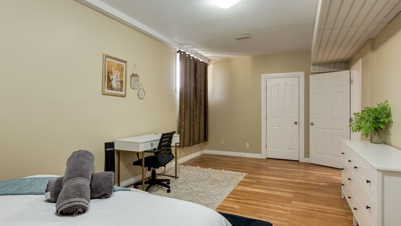 Photo of Bedroom in De Winton