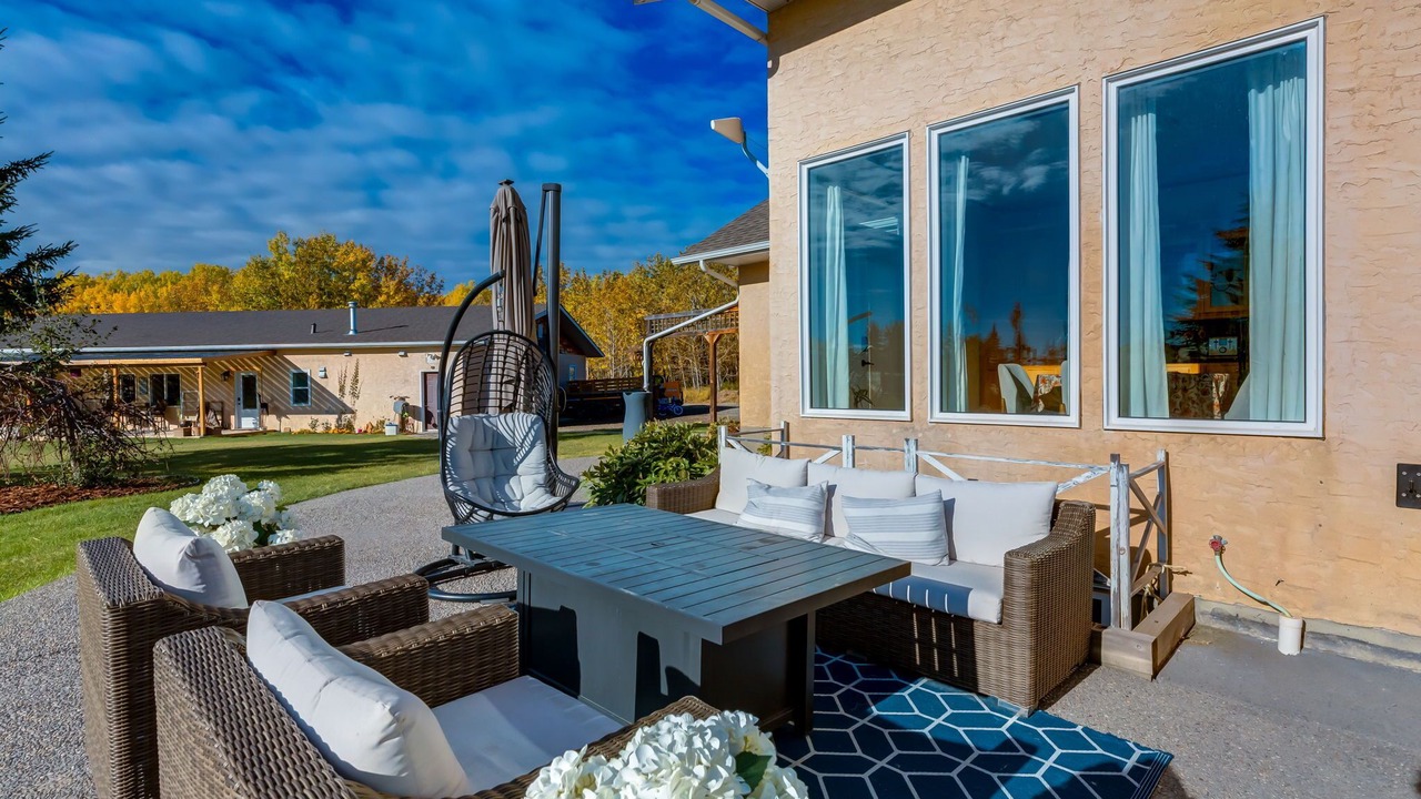 Photo of Outdoor in De Winton