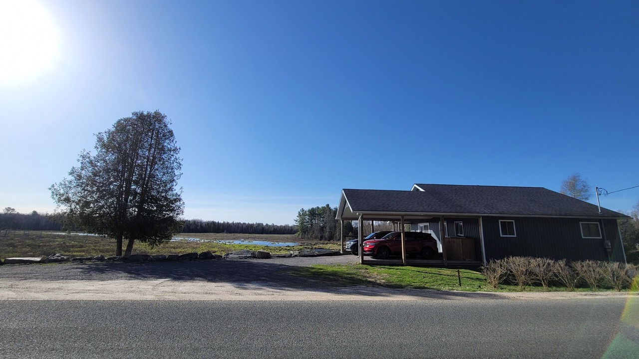 Photo of Outdoor in Gilmour