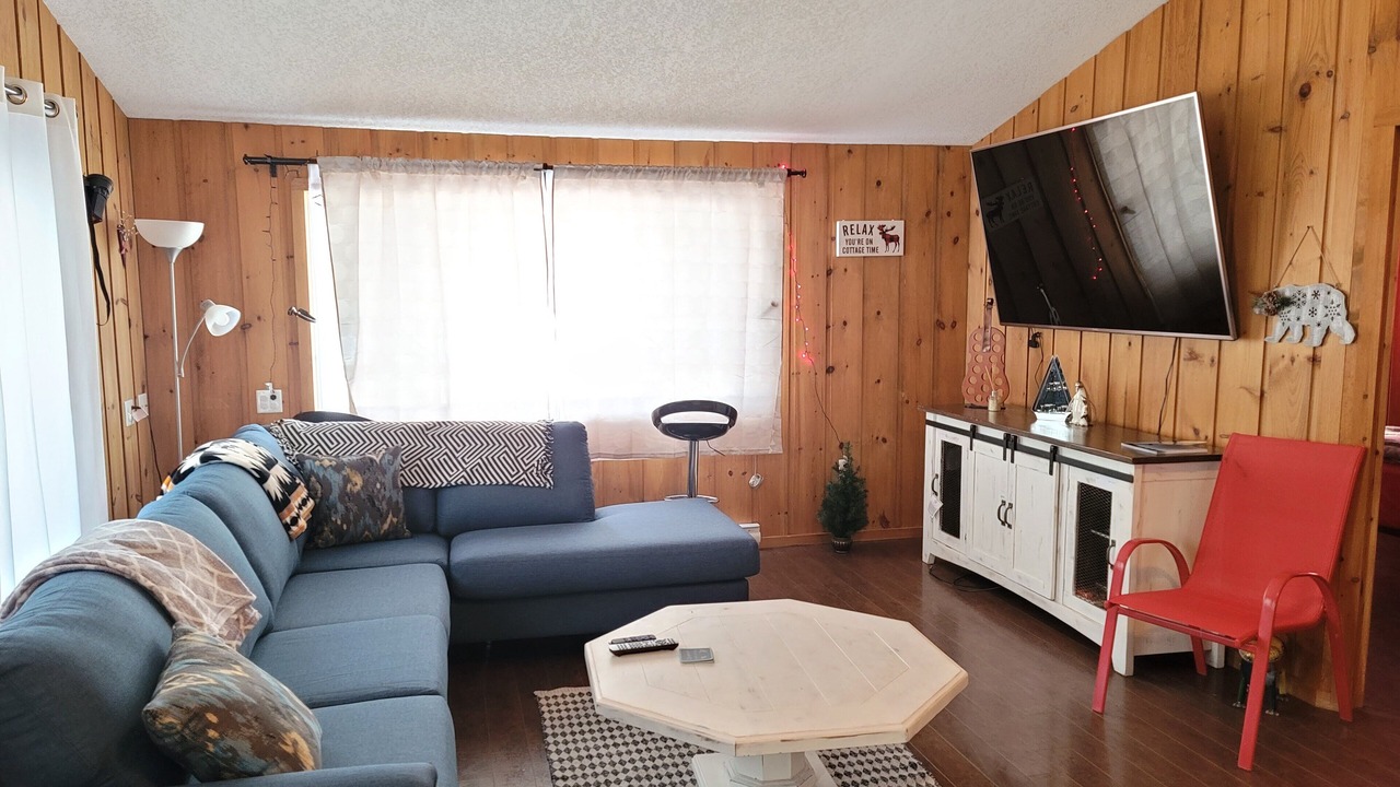 Photo of Livingroom in Gilmour