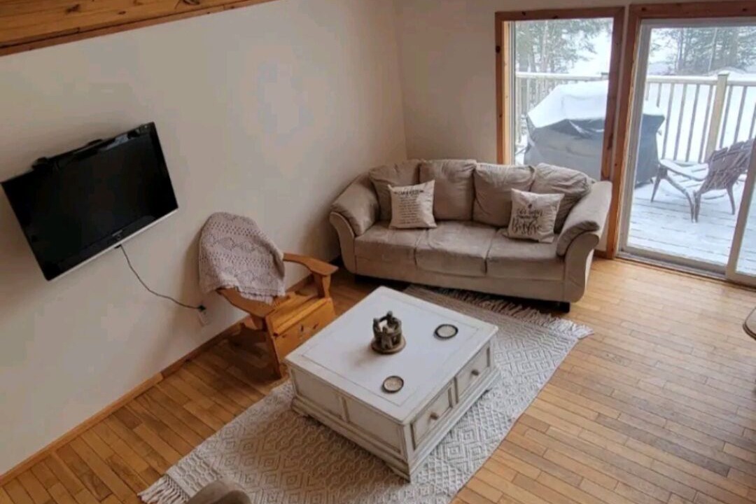 Photo of Livingroom in Bardsville