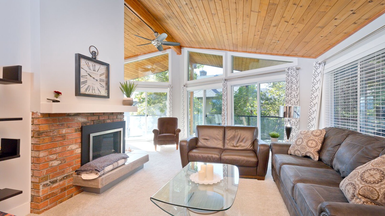 Photo of Livingroom in Central Okanagan