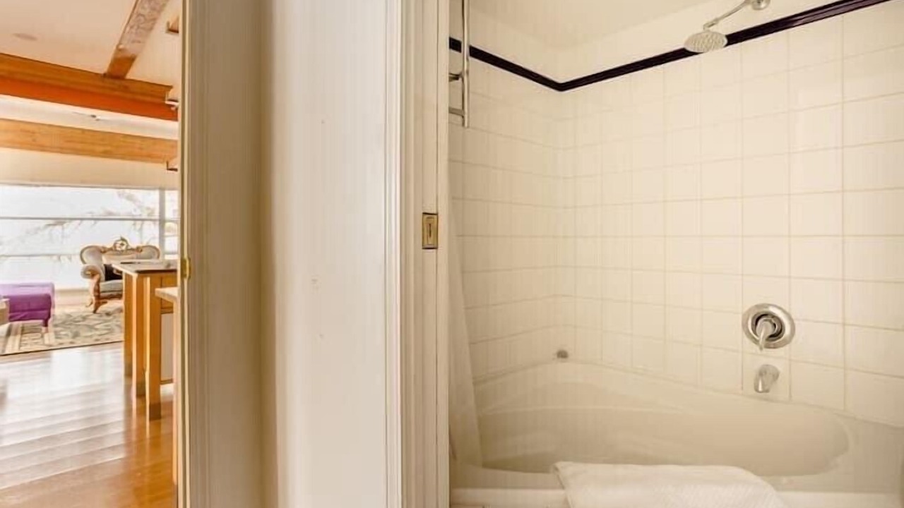 Photo of Bathroom in Fairview
