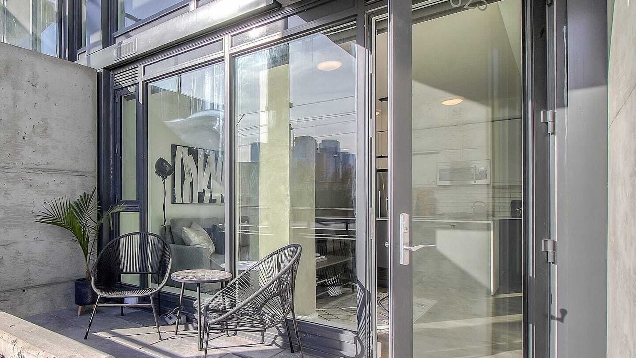 Photo of Outdoor in Sunnyside