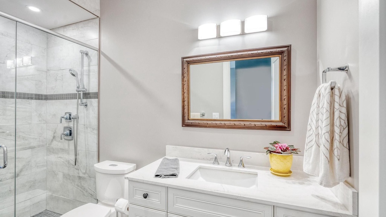 Photo of Bathroom in Cramahe