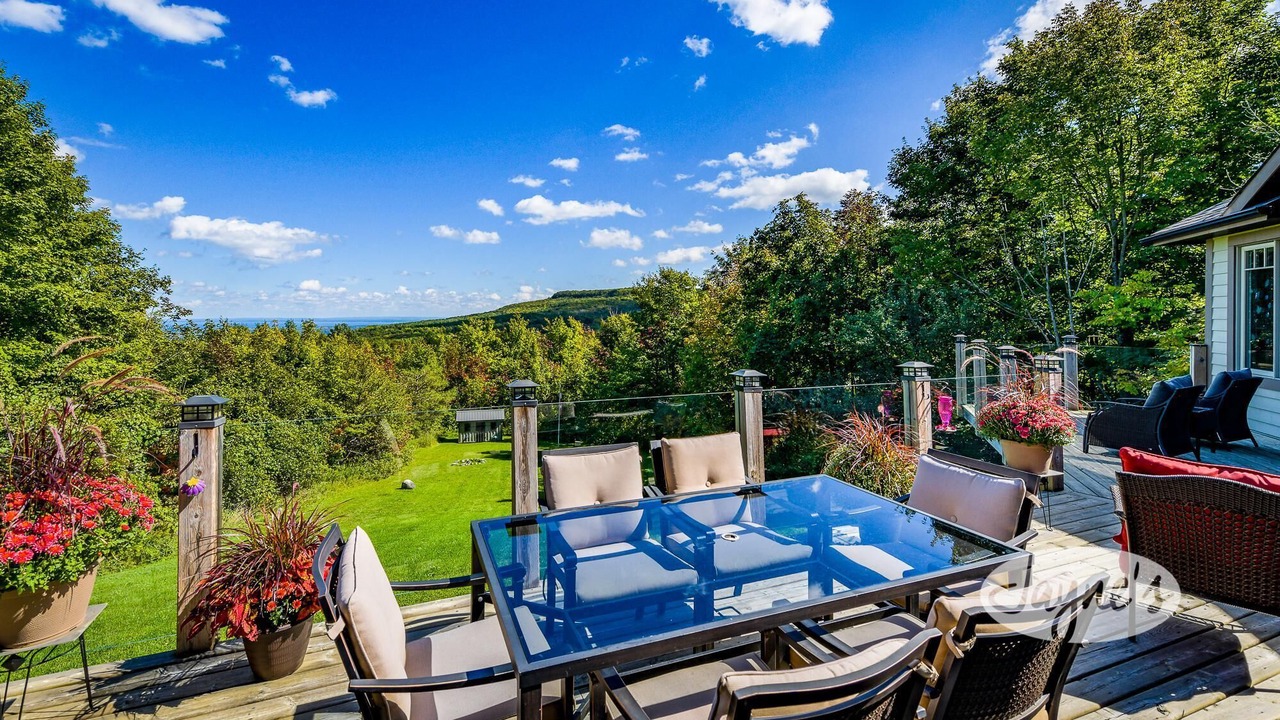 Photo of Outdoor in Castle Glen Estates