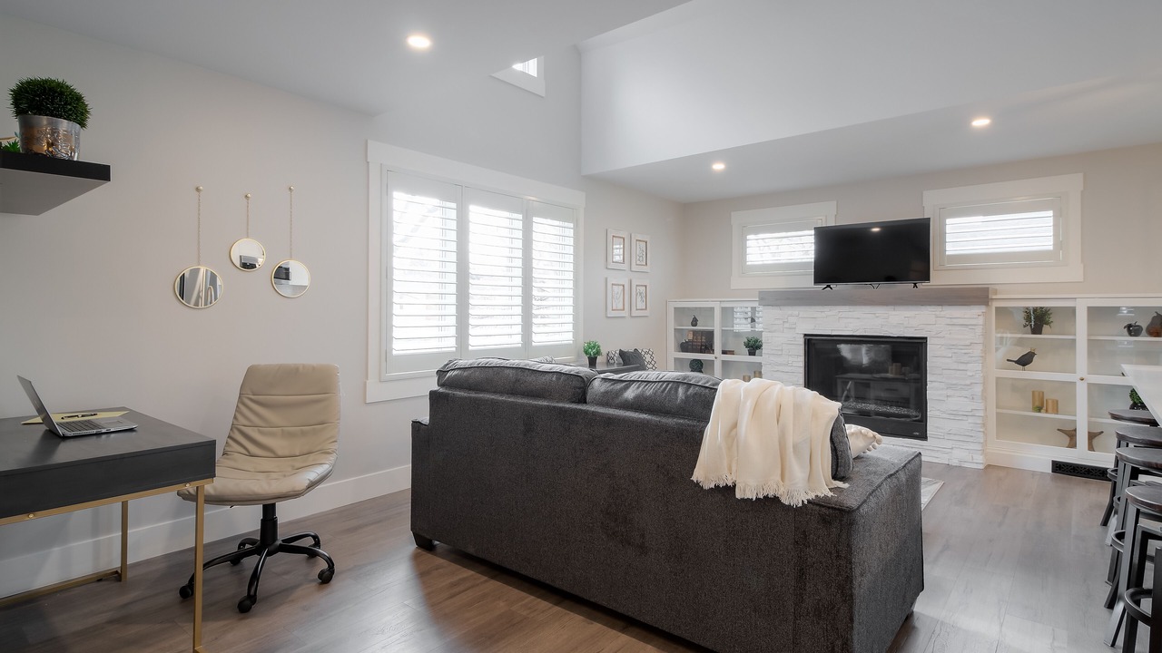 Photo of Livingroom in South Lethbridge