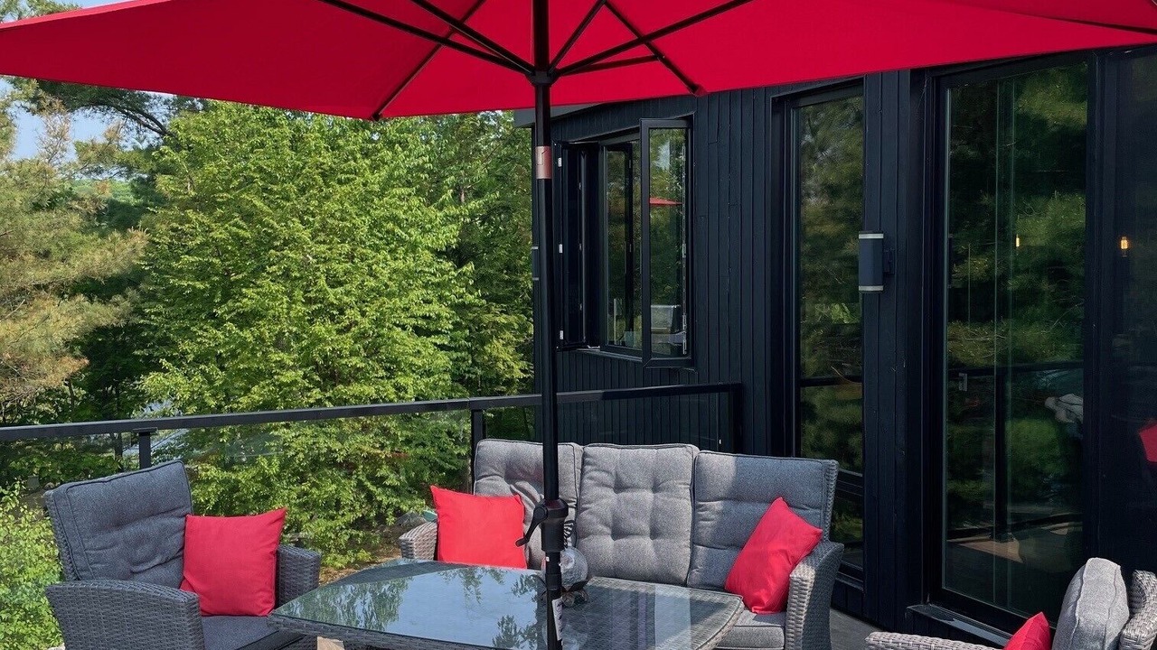 Photo of Patio Balcony in Algonquin Highlands