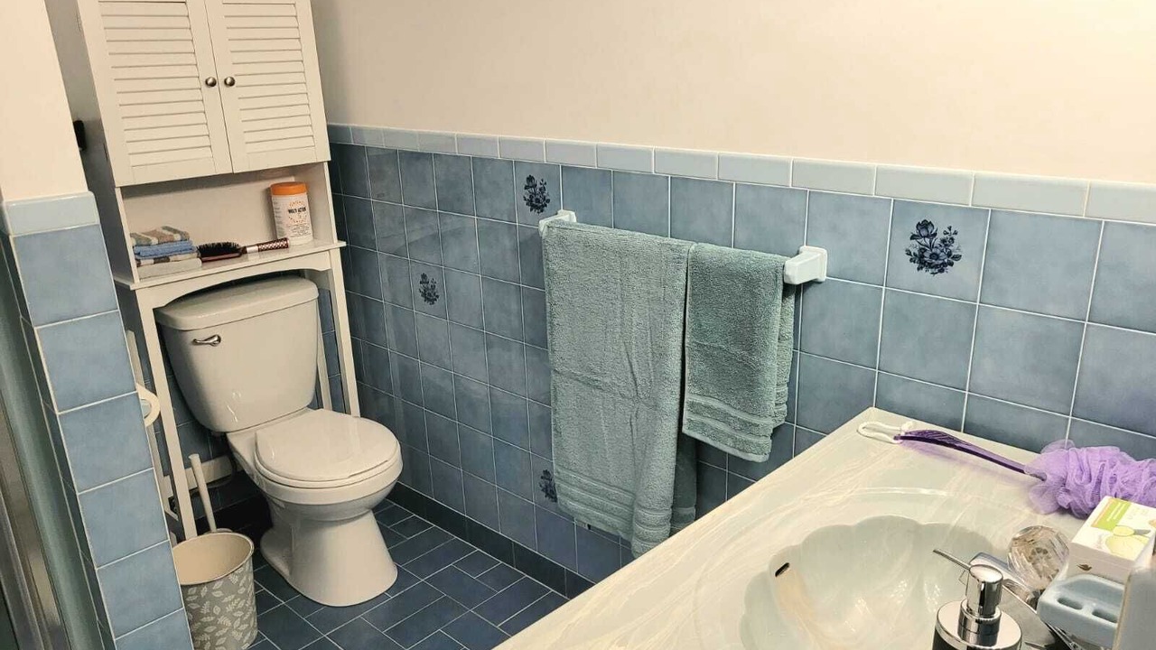 Photo of Bathroom in Longueuil