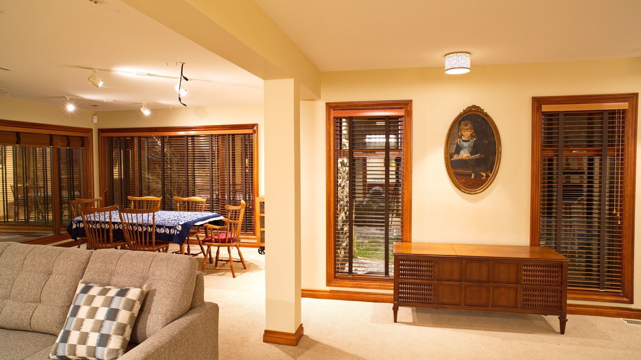 Photo of Livingroom in West Kelowna Estates