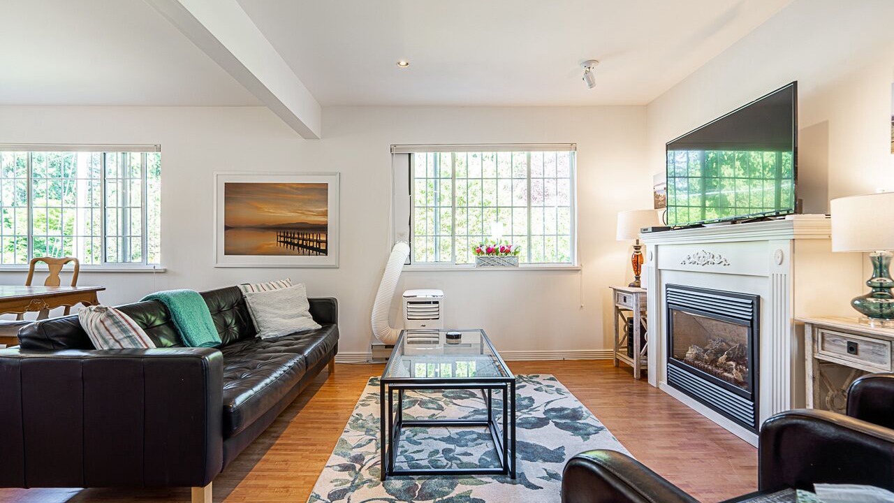 Photo of Bedroom in Delta