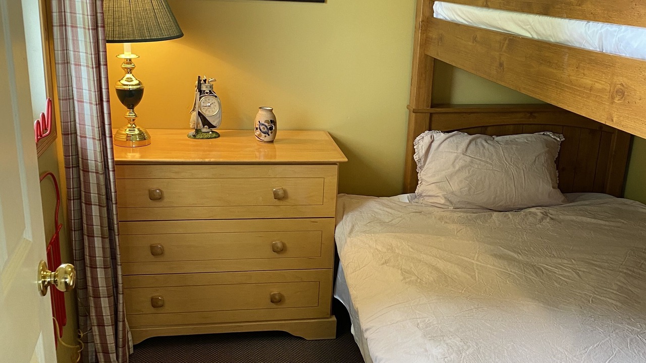 Photo of Bedroom in Louth