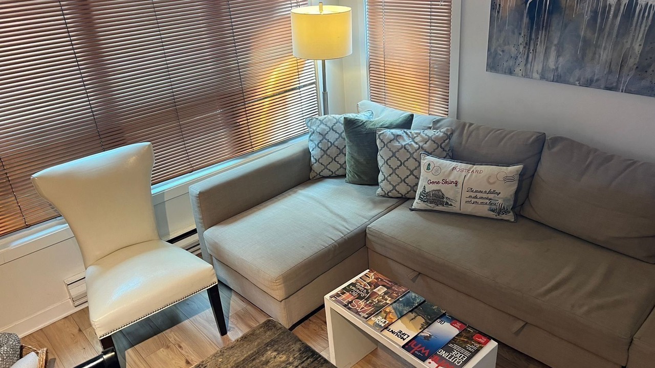 Photo of Livingroom in Whistler Creekside