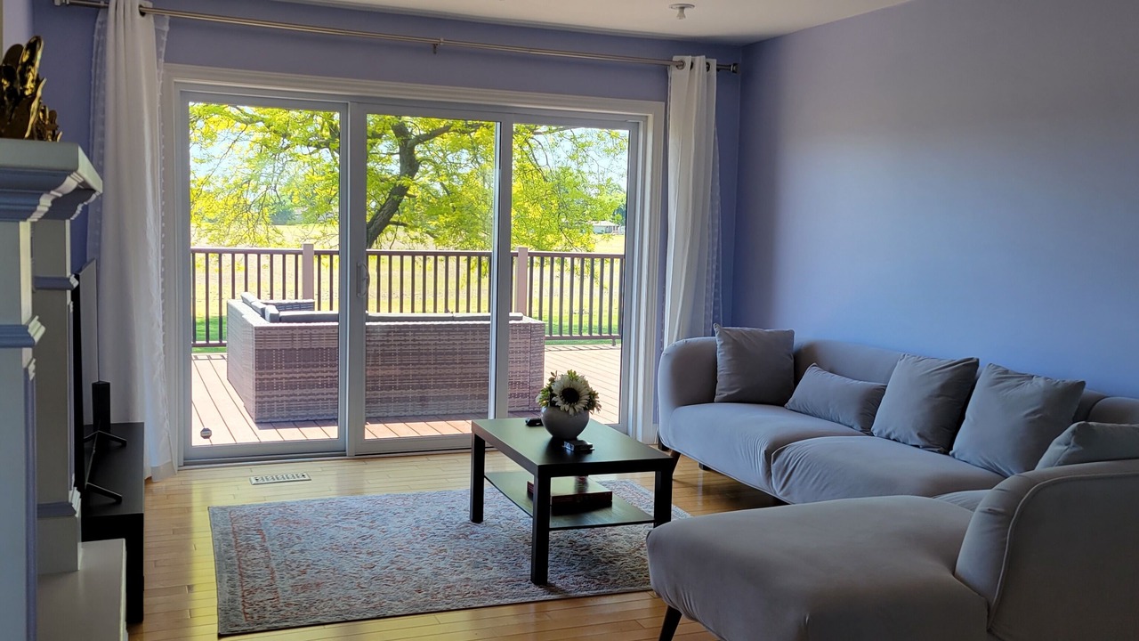 Photo of Livingroom in Leamington