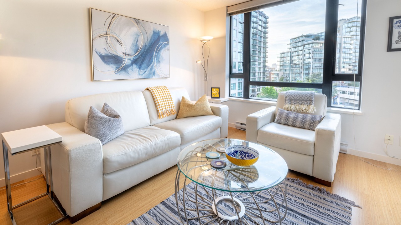 Photo of Livingroom in Inner Harbour