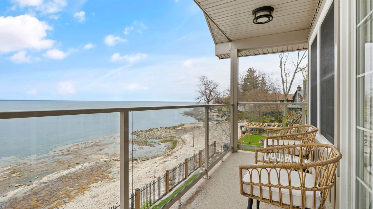 Photo of Patio Balcony in Crystal Beach