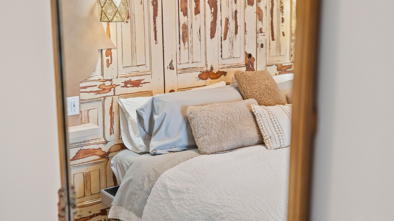 Photo of Bedroom in Crystal Beach