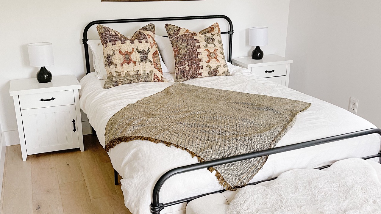 Photo of Bedroom in Shawnigan Lake