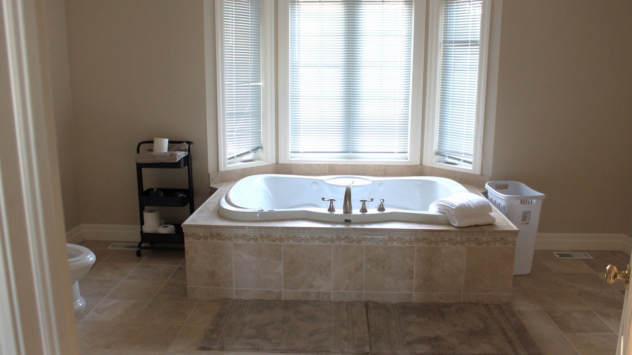 Photo of Bathroom in Georgian Bluffs
