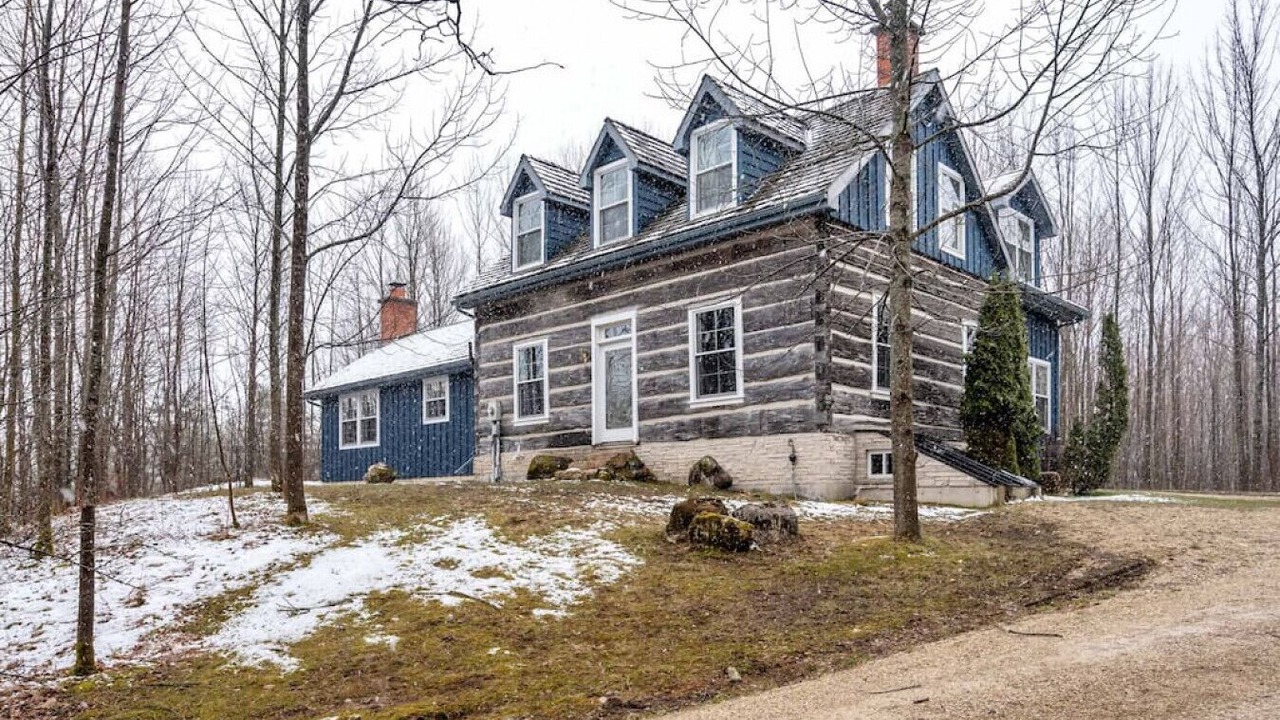 Photo of Others in Grey Highlands