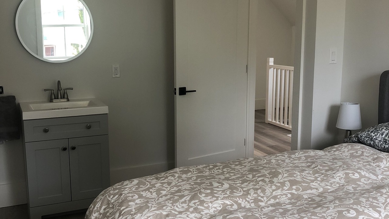Photo of Bedroom in Bracebridge