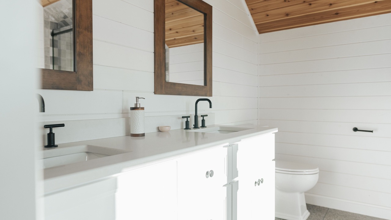 Photo of Bathroom in Silver Star Mountain