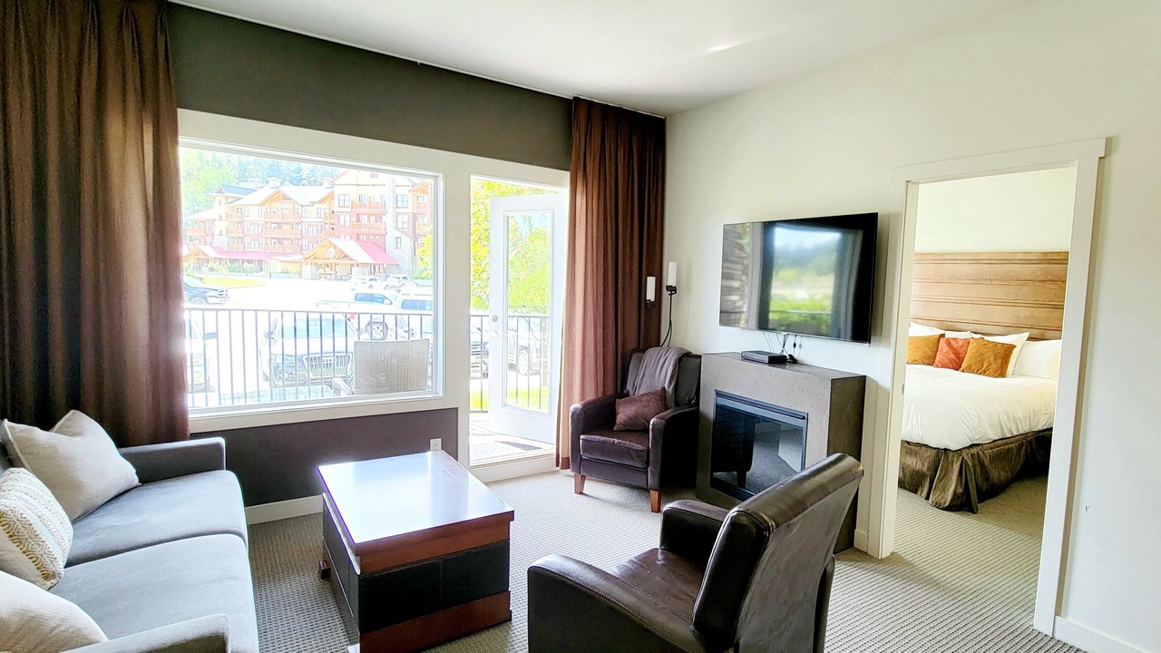 Photo of Livingroom in East Kootenay