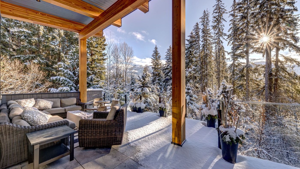 Photo of Livingroom in Whistler