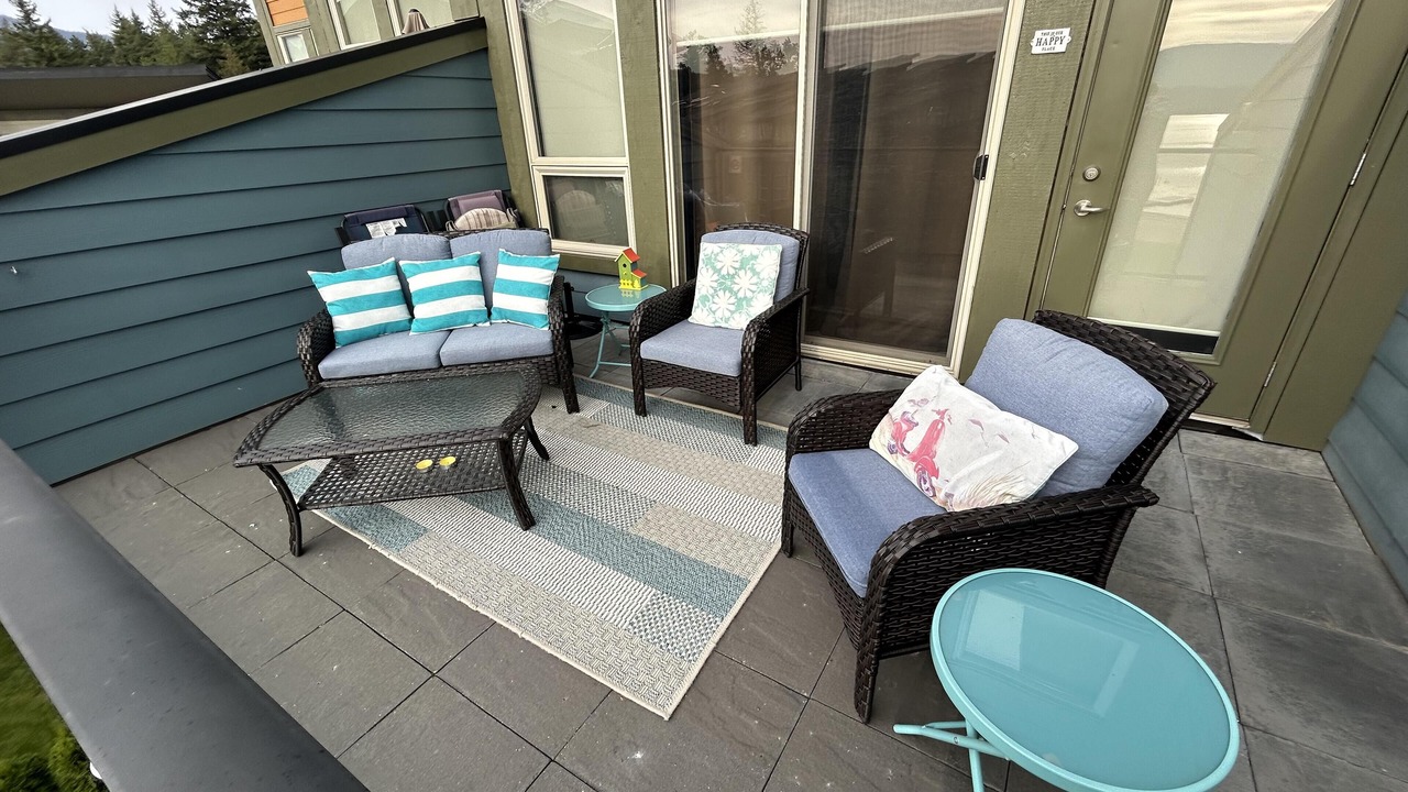 Photo of Patio Balcony in Scotch Creek