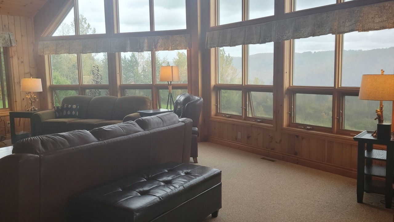 Photo of Livingroom in Grey Highlands
